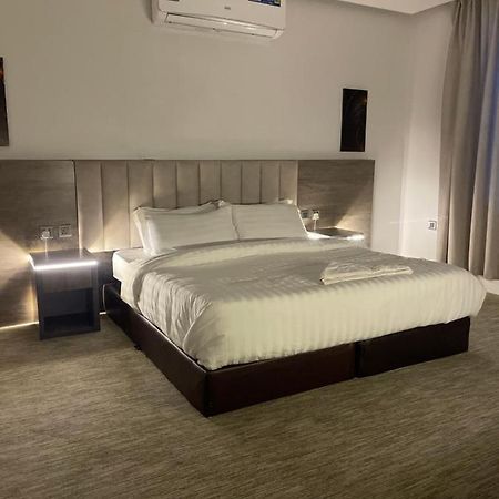 Queen Hotel العلا المظهر الخارجي الصورة