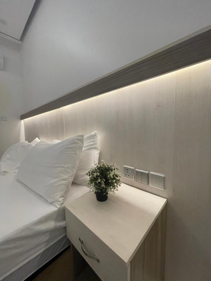 Queen Hotel العلا المظهر الخارجي الصورة