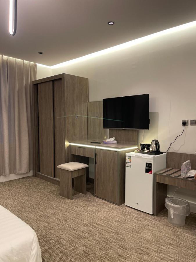 Queen Hotel العلا المظهر الخارجي الصورة